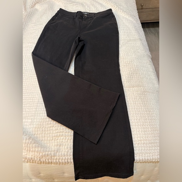 Athleta Denim - Athleta Women’s Flex Kick Flare Jean in Black Size 8